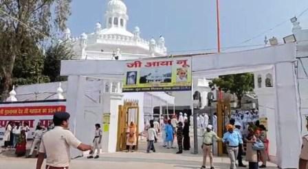 Devotees arriving from abroad to visit the newly built huge Gurudwara in Rajgir 1