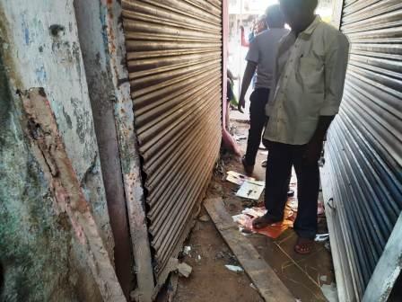 Theft of lakhs by breaking the shutters in the same night from three shops adjacent to the Islampur police station premises 1