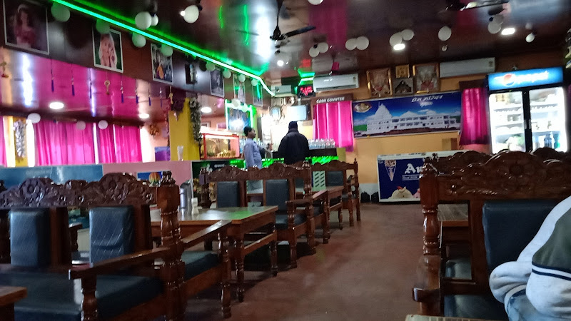 "Madhuban Family Restaurant" Family restaurant in Patna Bihar